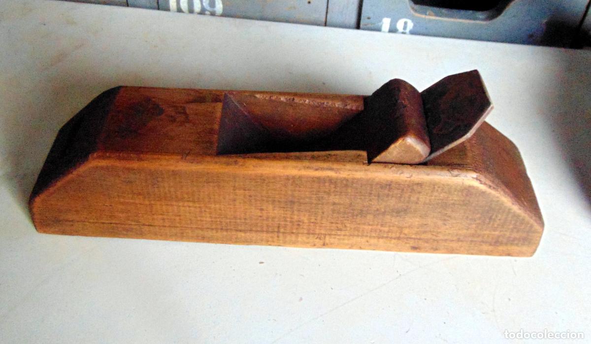 Antig&uuml;edades: antiguo cepillo de carpintero 31 cm , buen estado - Foto 1
