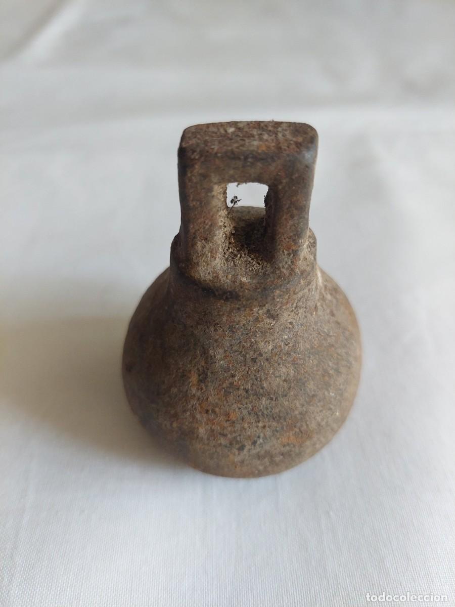 Antig&uuml;edades: pesa antigua de una libra 1700 - Foto 2