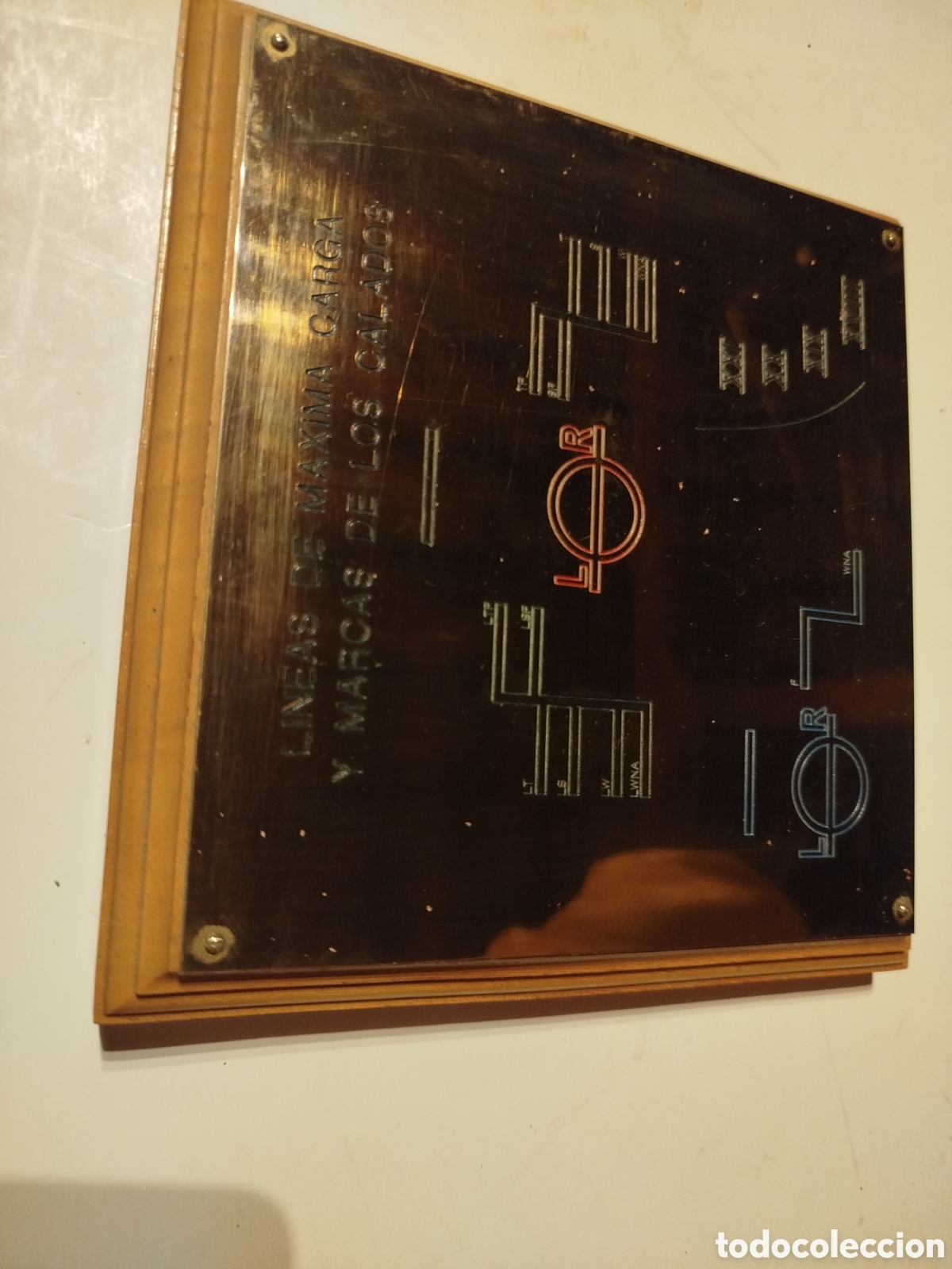 Antig&uuml;edades: Placa con grabados........... - Foto 1