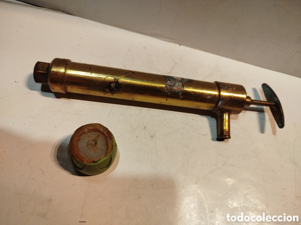 Antig&uuml;edades: Bombillo de bronce, lat&oacute;n - Foto 2