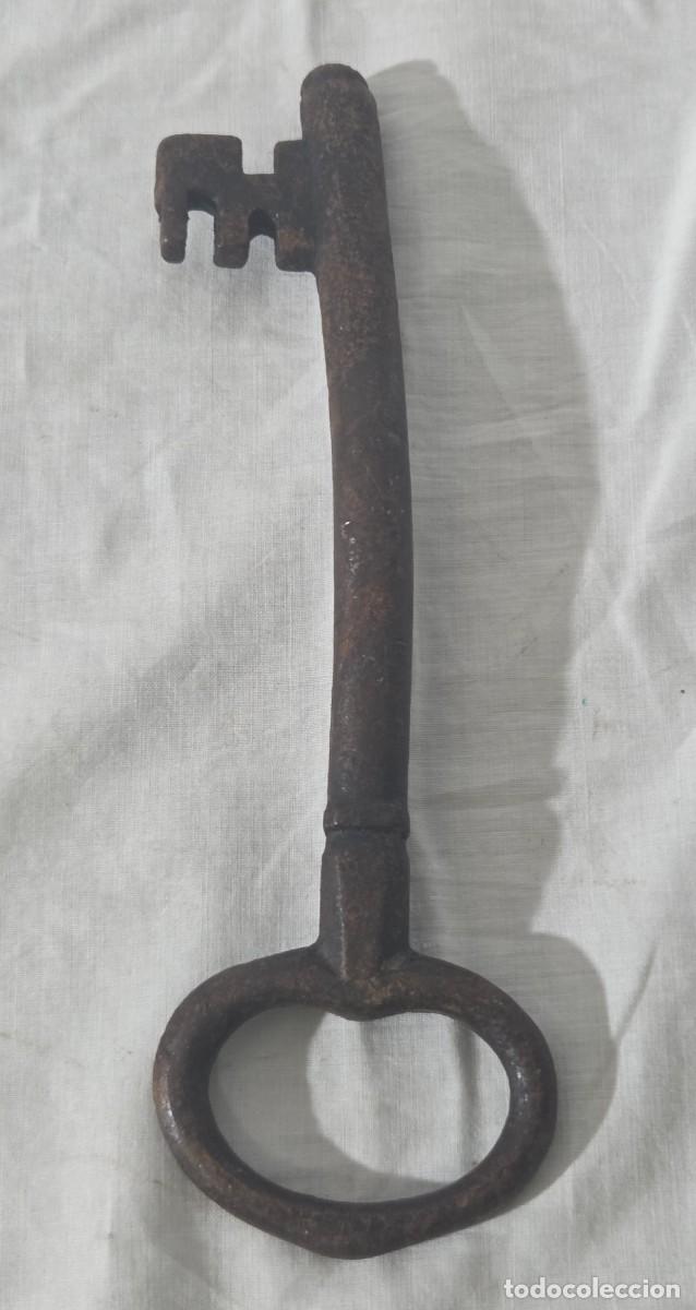 Antig&uuml;edades: Antigua llave de hierro - Foto 5