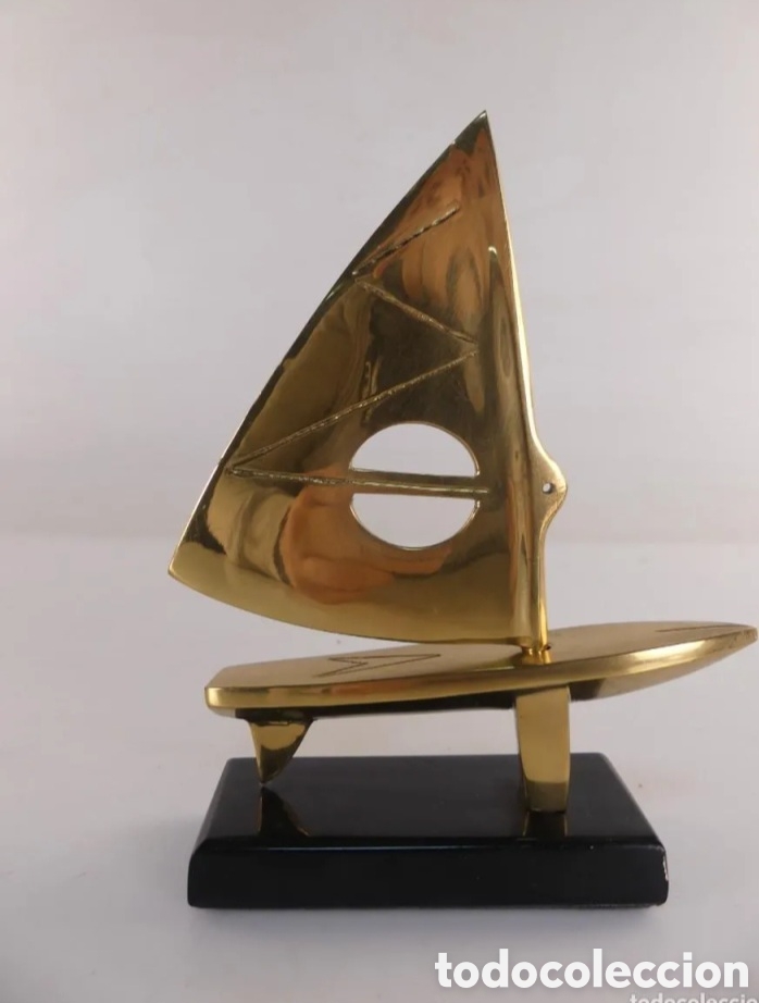 Antig&uuml;edades: Trofeo bronce windsurf - Foto 4