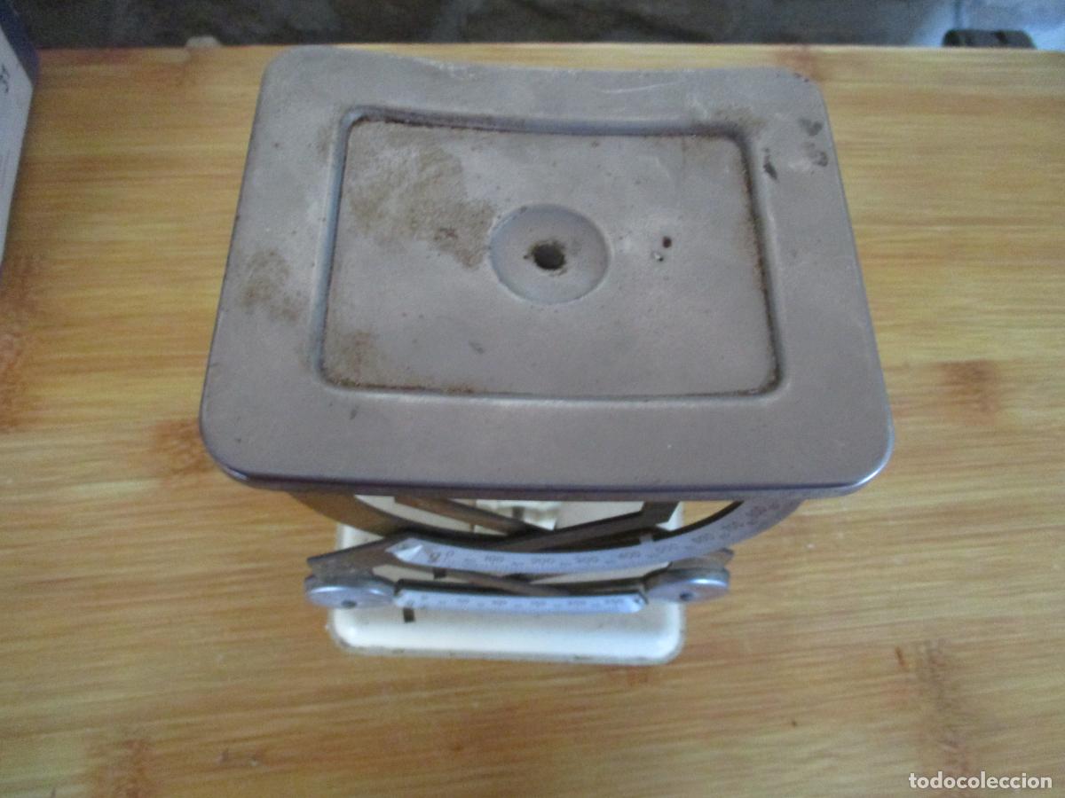Antig&uuml;edades: ANTIGUA BASCULA MYC DE 1000 GRAMOS- - Foto 2