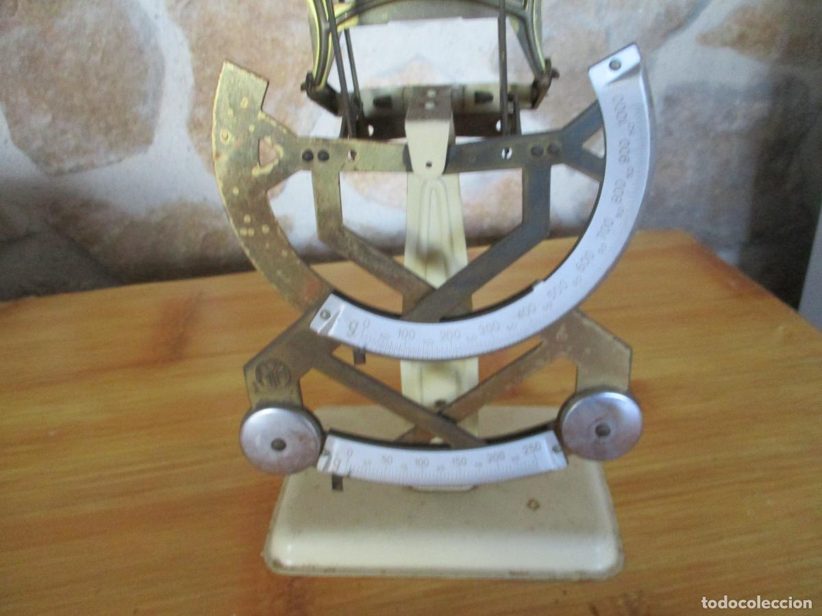 Antig&uuml;edades: ANTIGUA BASCULA MYC DE 1000 GRAMOS- - Foto 6
