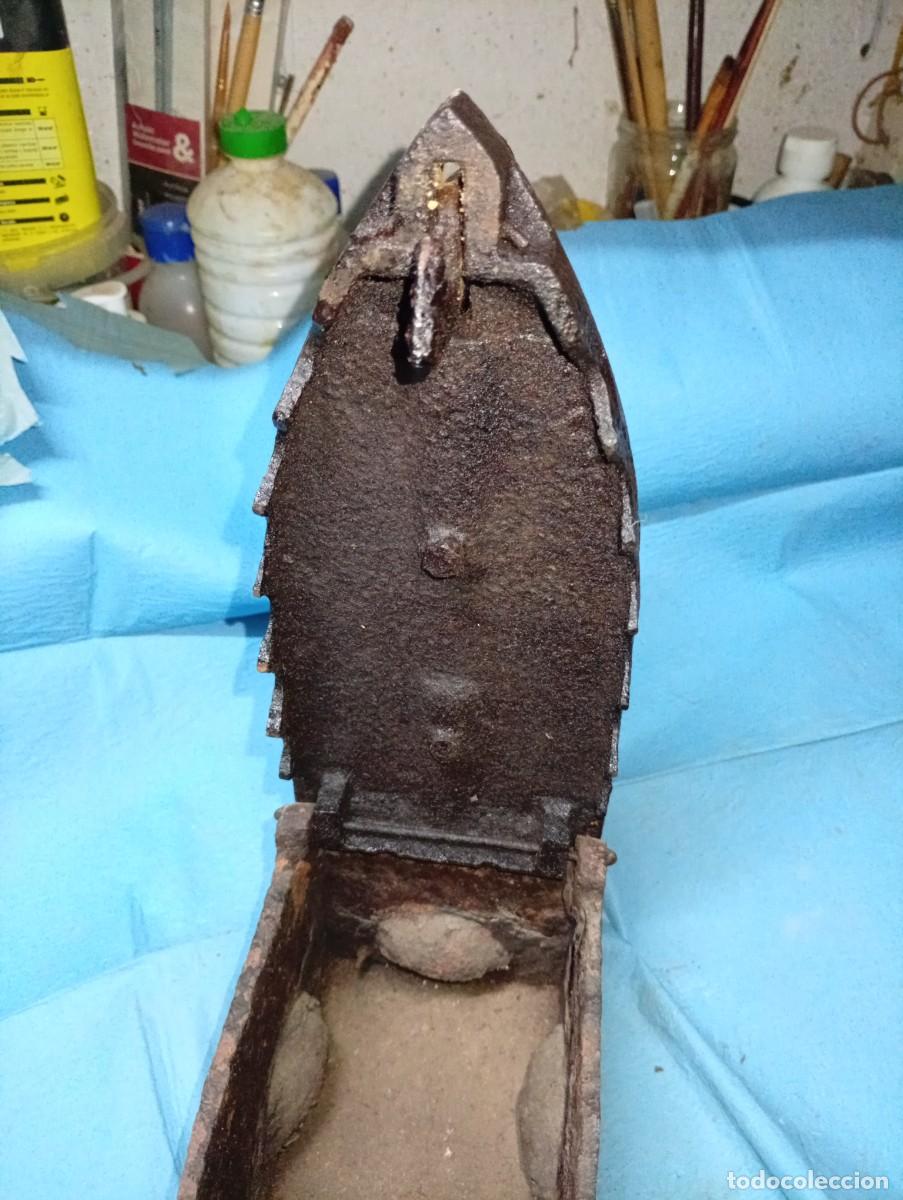 Antig&uuml;edades: ANTIGUA PLANCHA CARBON CON EL GALLO - Foto 6