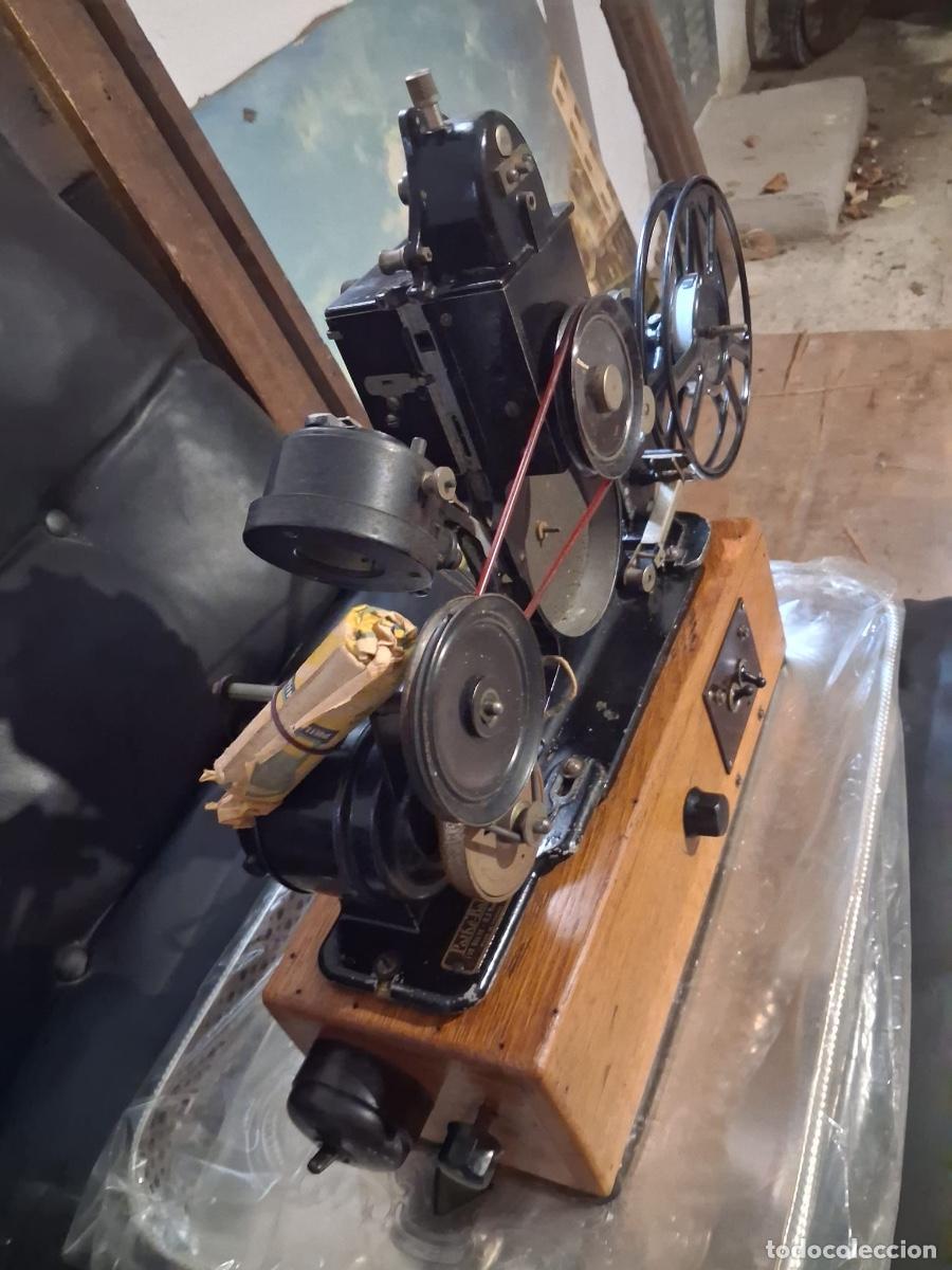 Antig&uuml;edades: Proyector cinematogr&aacute;fico antiguo - Foto 6