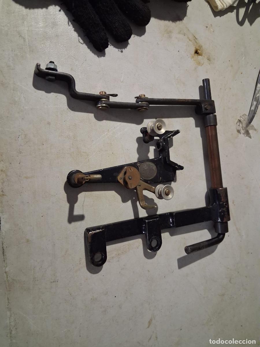 Antig&uuml;edades: Proyector cinematogr&aacute;fico antiguo - Foto 8