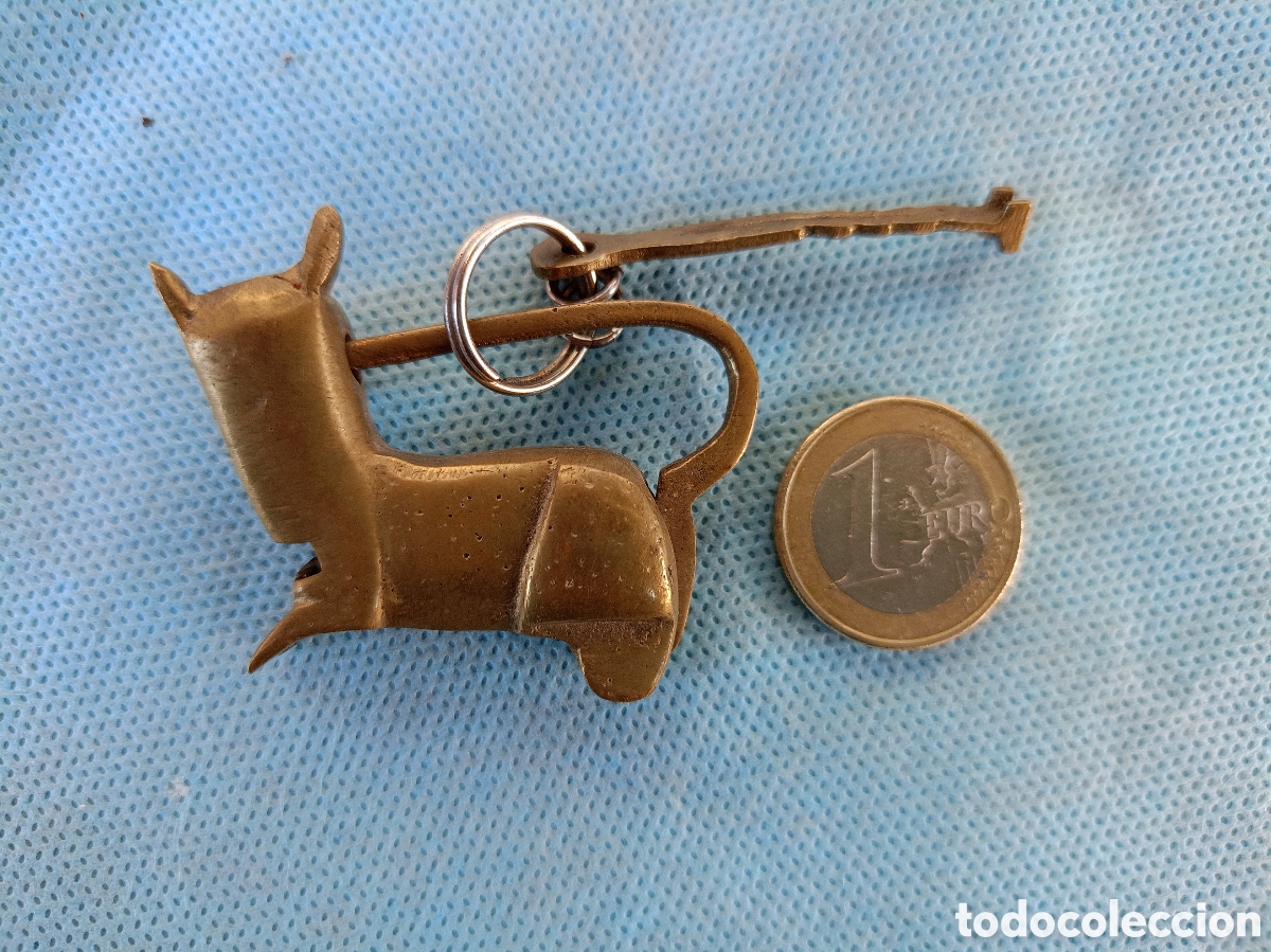 Antig&uuml;edades: CANDADO ZOOMORFO EN BRONCE - Foto 2
