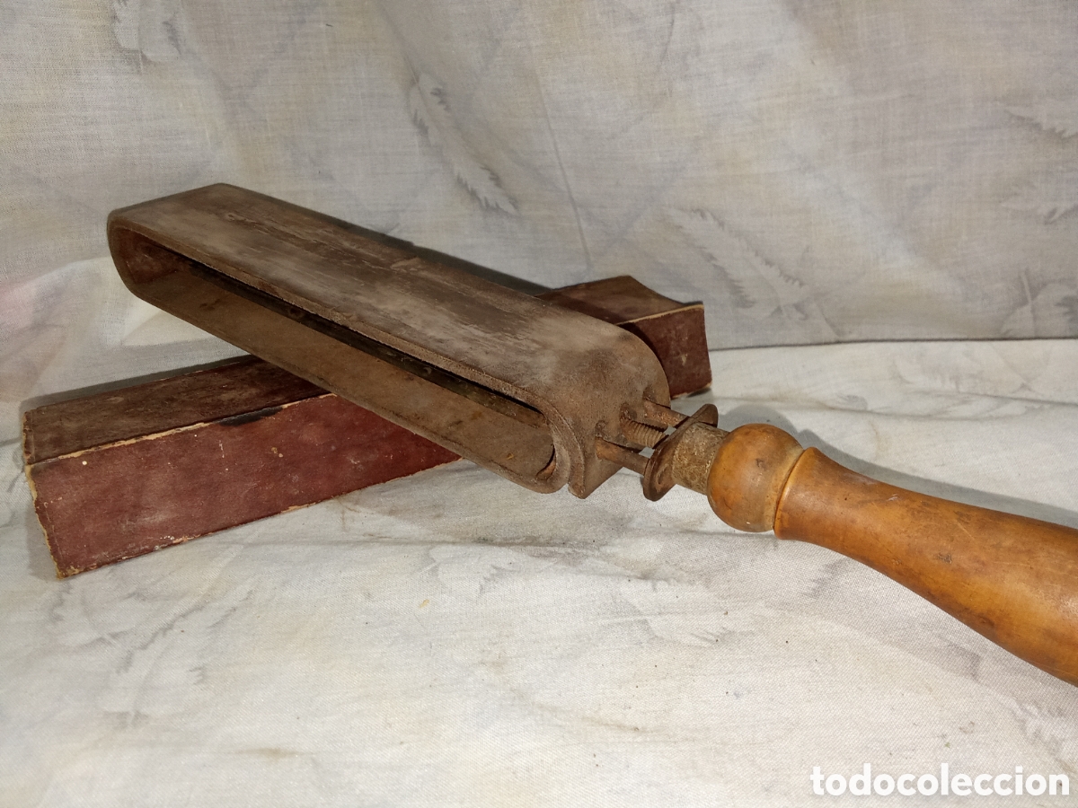 Antig&uuml;edades: AFILADOR DE NAVAJA NEBOT - Foto 1