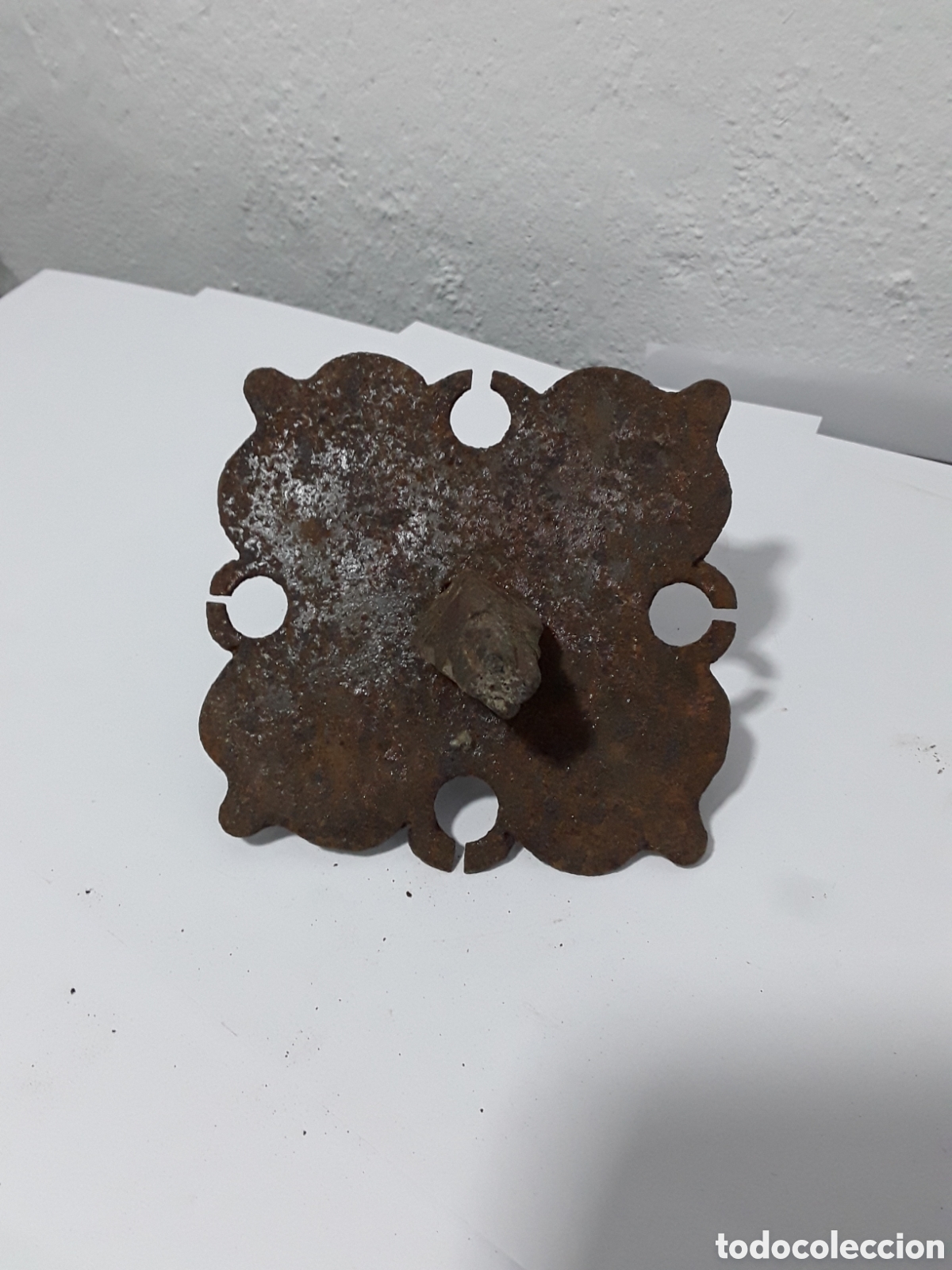 Antig&uuml;edades: Clavo de forja ( 10x10 cm ) - Foto 1