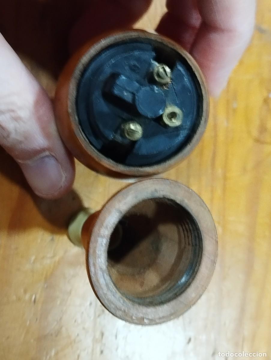 Antig&uuml;edades: INTERRUPTOR ANTIGUO EN MADERA Y BAQUELITA EN FORMA DE PERA. - Foto 5