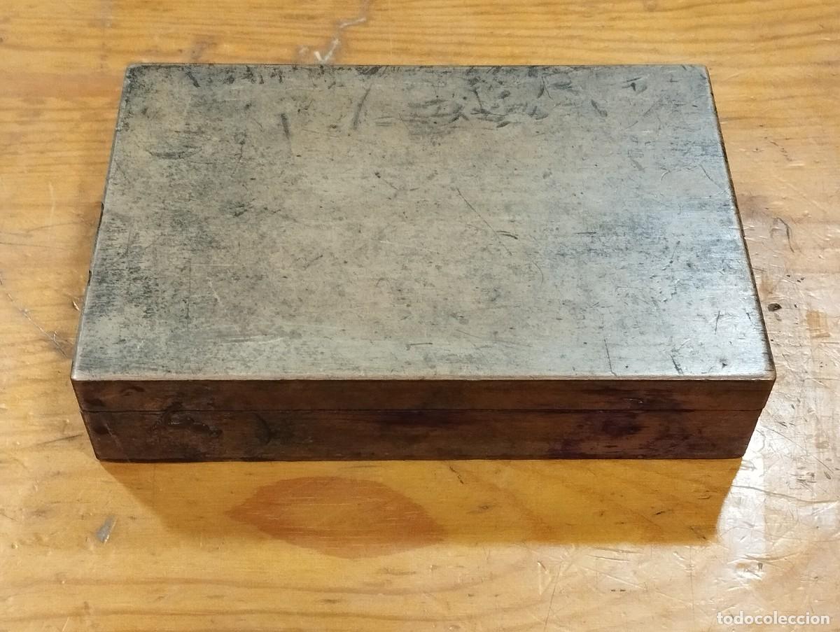 Antig&uuml;edades: IMPRENTILLA COMERCIAL EN CAJA DE MADERA DE LA &Eacute;POCA. - Foto 1