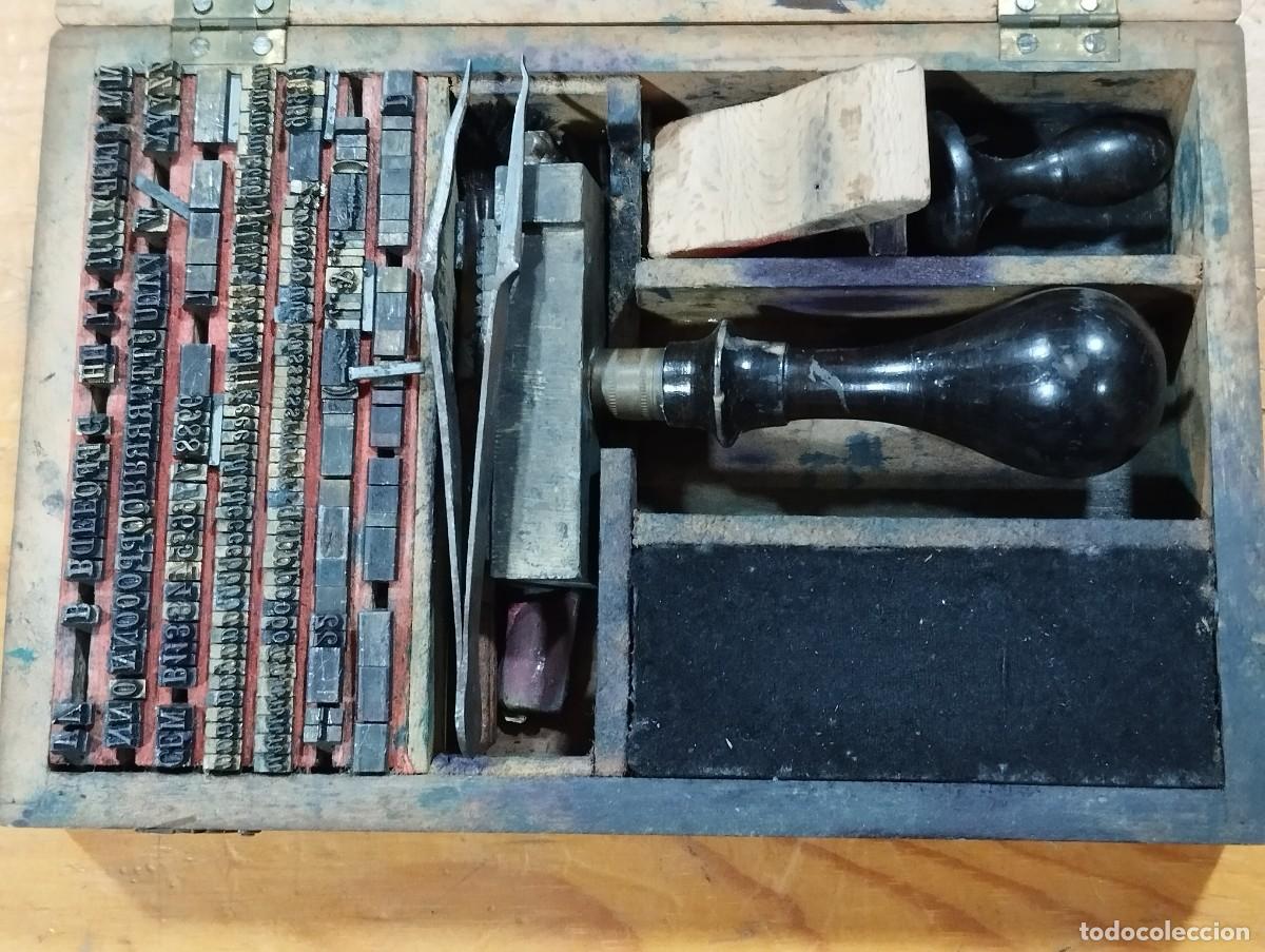Antig&uuml;edades: IMPRENTILLA COMERCIAL EN CAJA DE MADERA DE LA &Eacute;POCA. - Foto 3