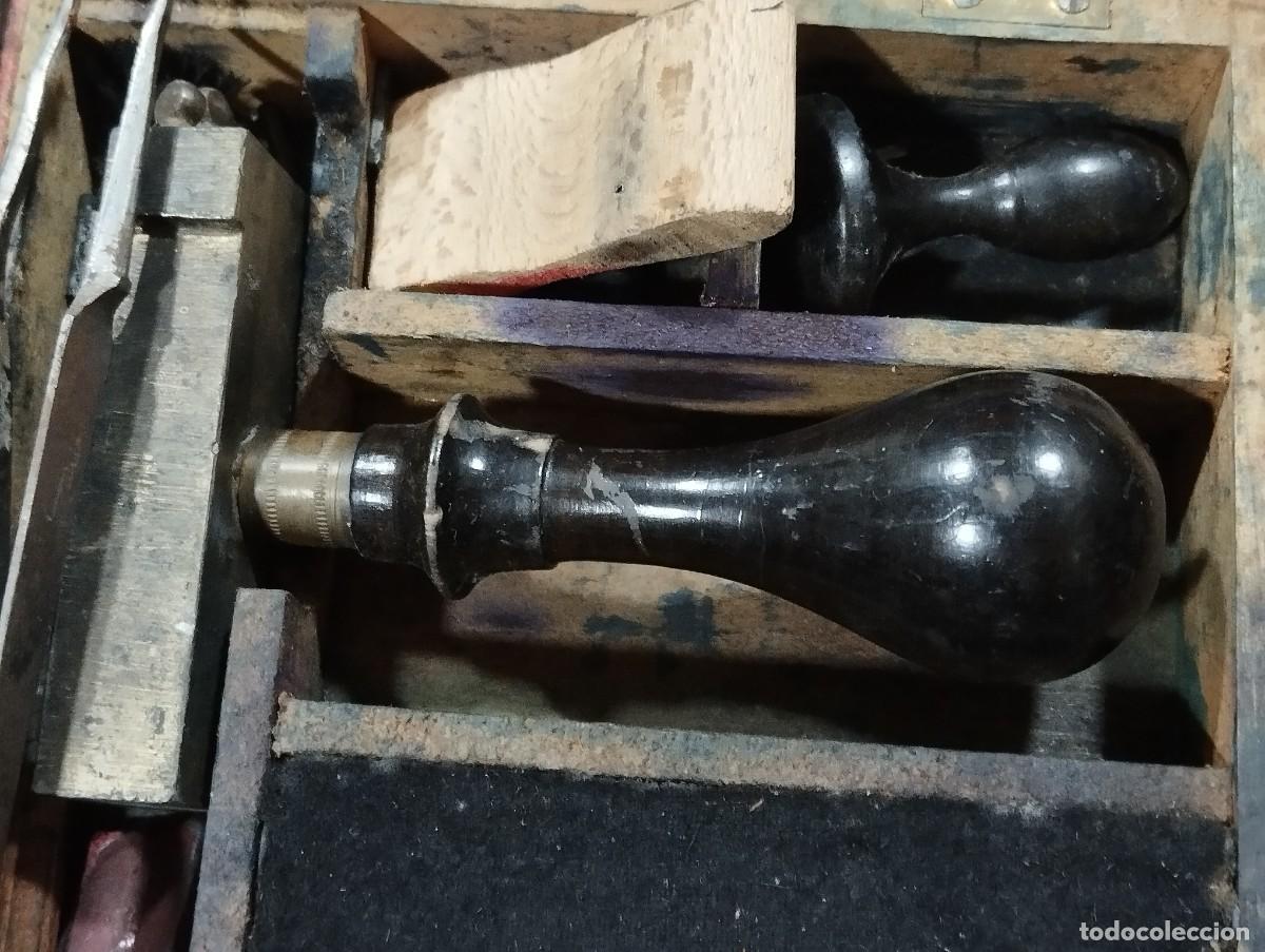 Antig&uuml;edades: IMPRENTILLA COMERCIAL EN CAJA DE MADERA DE LA &Eacute;POCA. - Foto 5