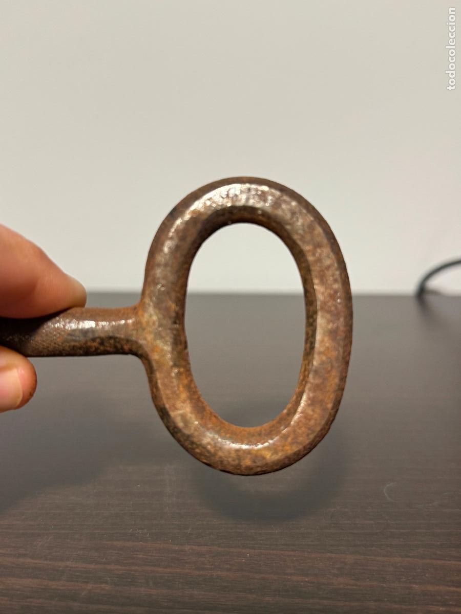Antig&uuml;edades: Llave hierro forja antigua 18 cm - Foto 3