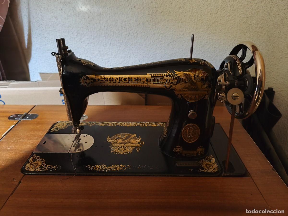 Antig&uuml;edades: M&aacute;quina de coser Singer - Foto 1