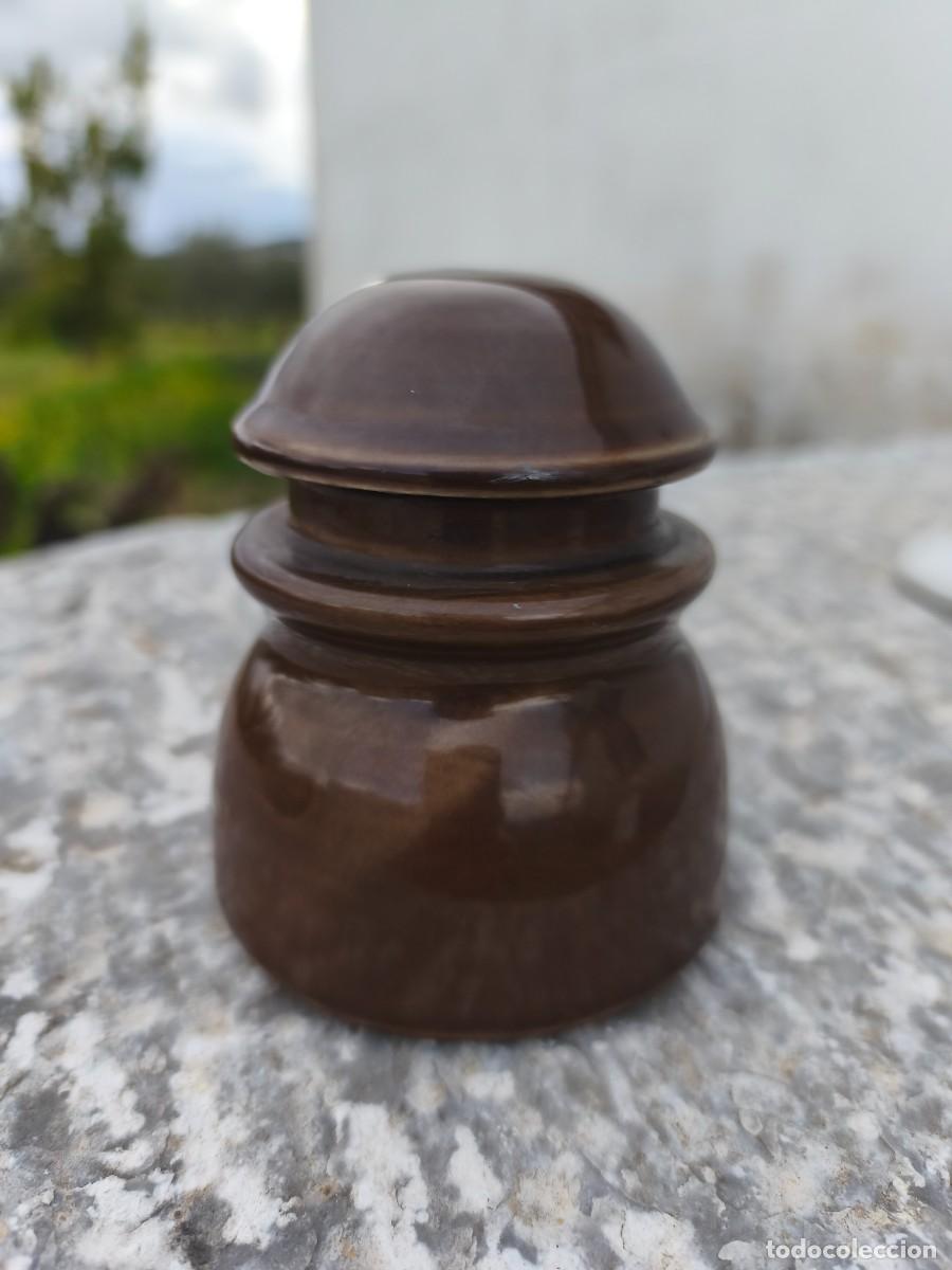 Antig&uuml;edades: 5 j&iacute;caras. 3 en cristal, 2 cer&aacute;micas. - Foto 5