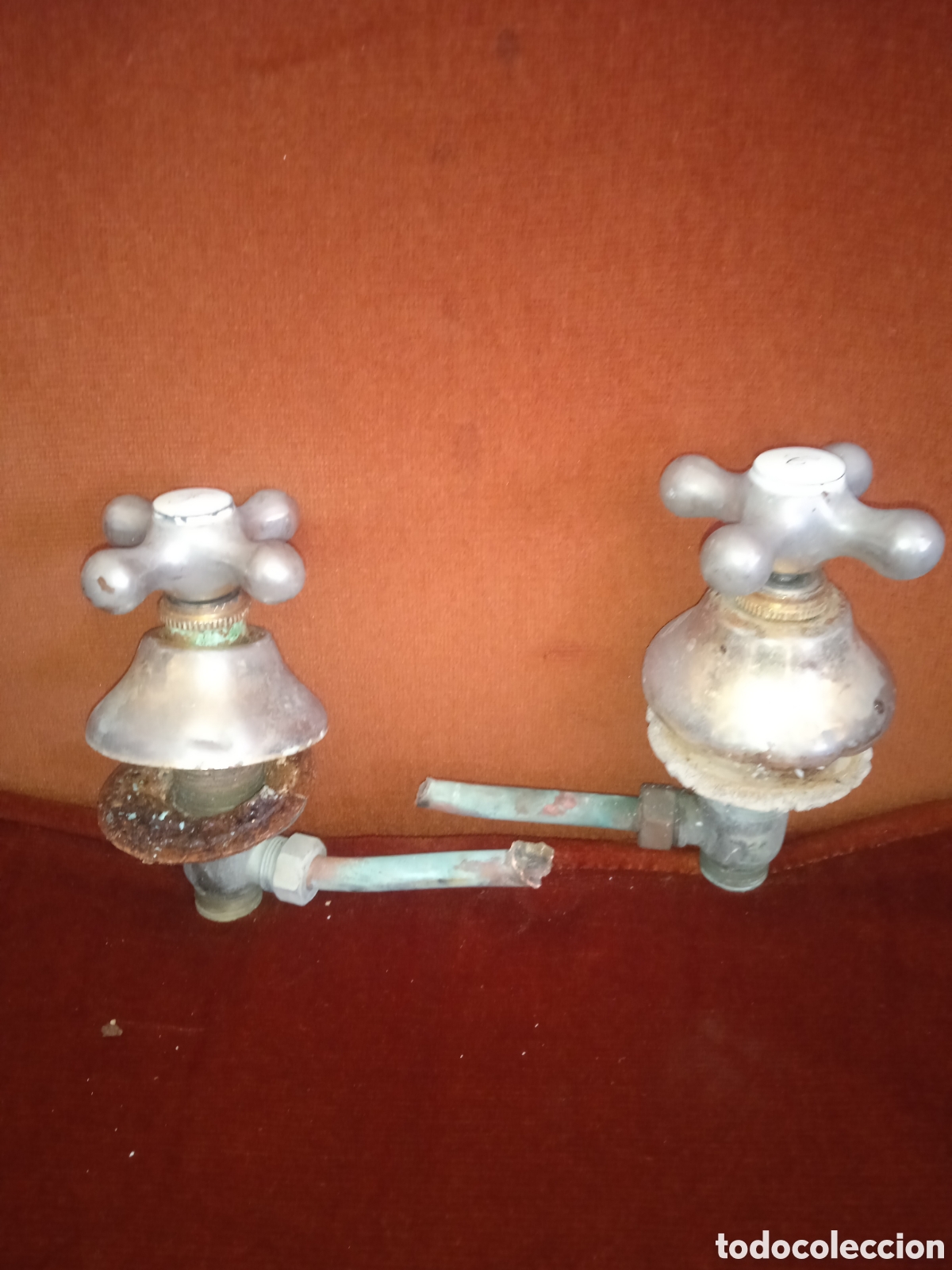Antig&uuml;edades: Antiguas Manetas de Ba&ntilde;o - Foto 1