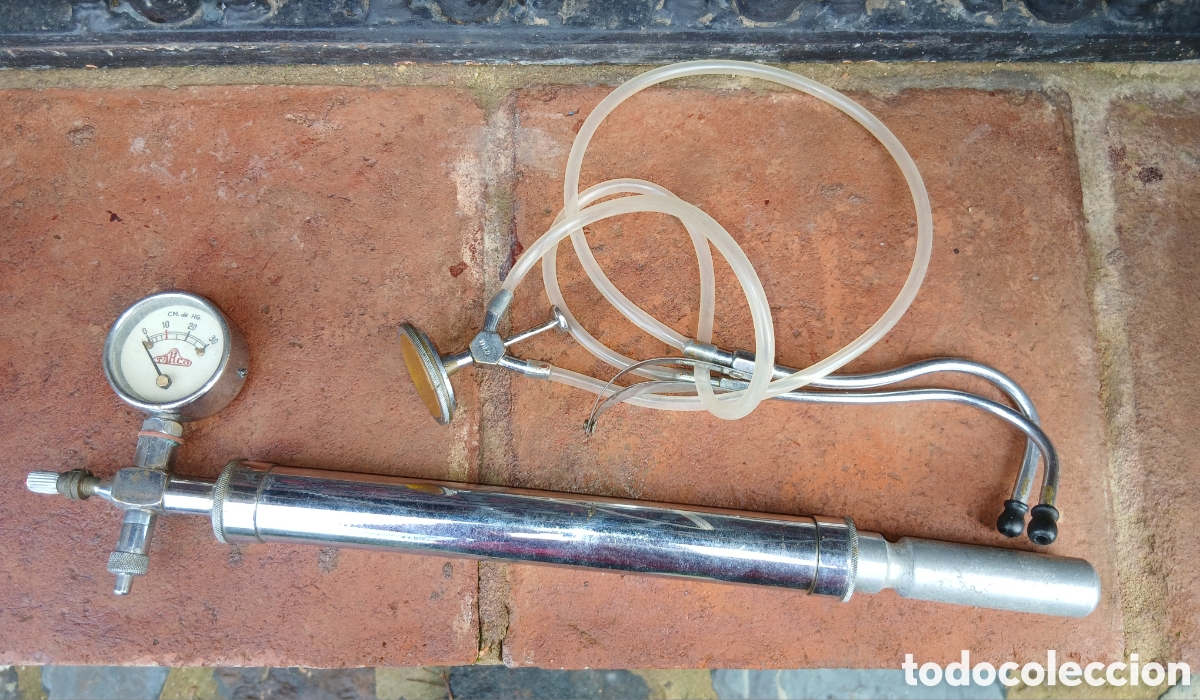 Antig&uuml;edades: Fonendoscopio y aparato medicina - Foto 2