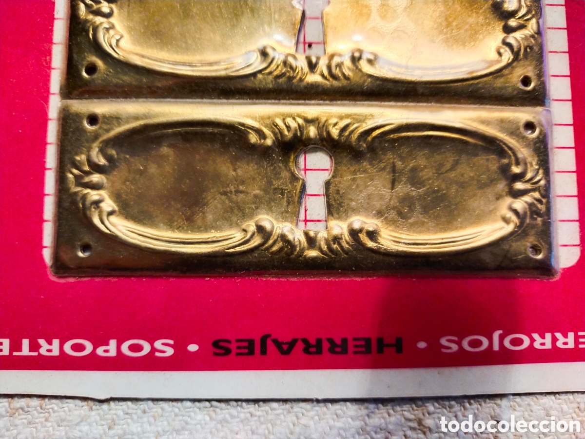 Antig&uuml;edades: Bocallaves embellecedor laton - Foto 2