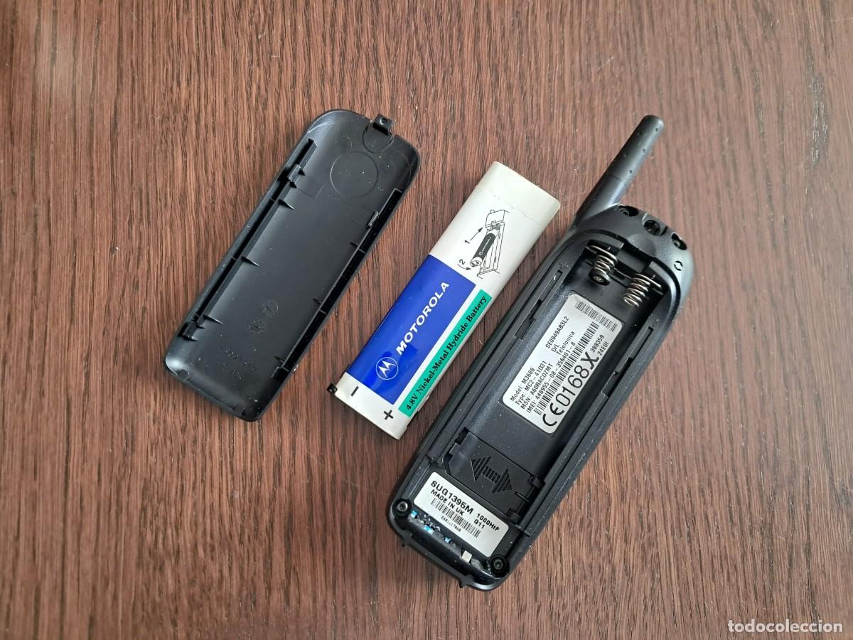 Tel&eacute;fonos: tel&eacute;fono m&oacute;vil motorola, mod. M3688. - Foto 3