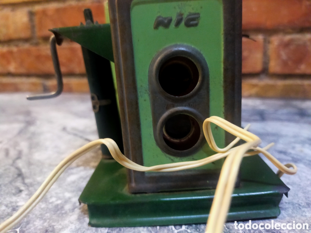 Antig&uuml;edades: Antiguo Proyector cine NIC - Foto 4