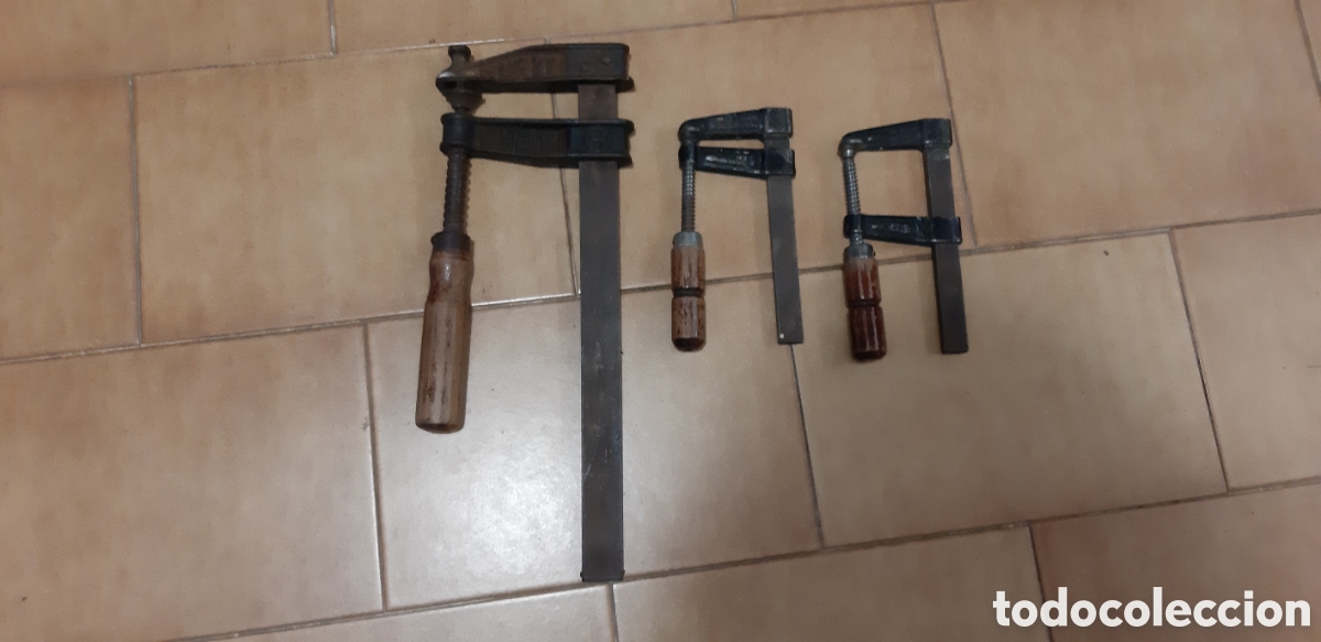 Antig&uuml;edades: 3 sargentos de carpinteria marca HURKO - Foto 1