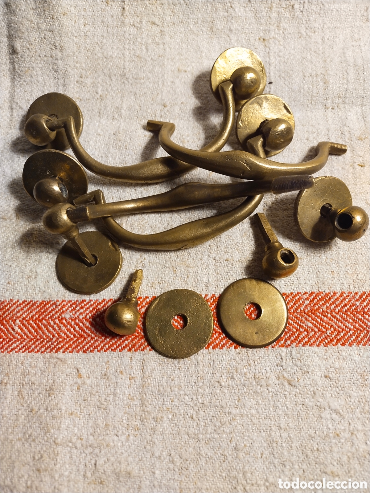 Antig&uuml;edades: Asa tirador de bronce - Foto 3