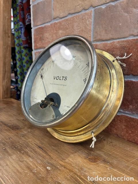 Antig&uuml;edades: Voltimetro electromagnetico antiguo - Foto 2
