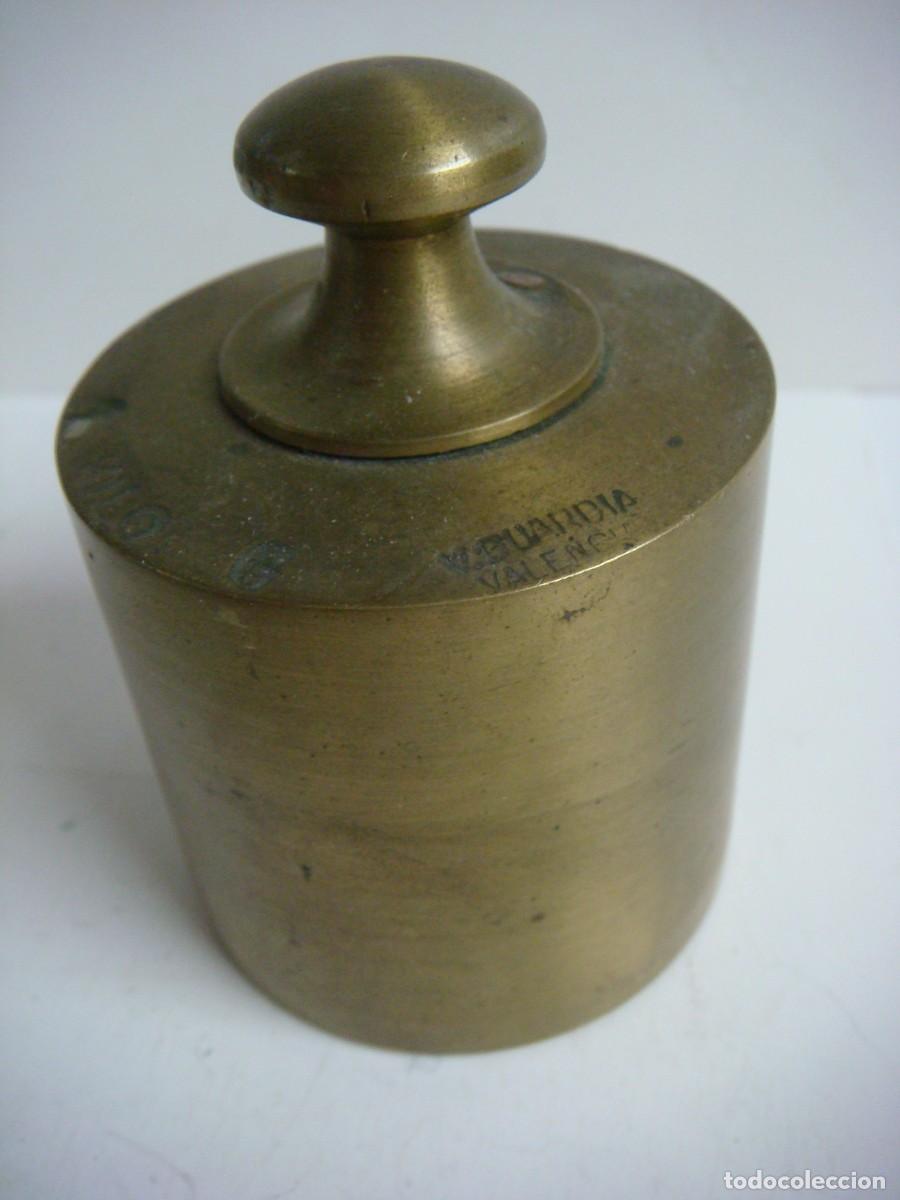 Antig&uuml;edades: PESA DE BASCULA EN BRONCE DE UN KILO DE PESO-(&) - Foto 1