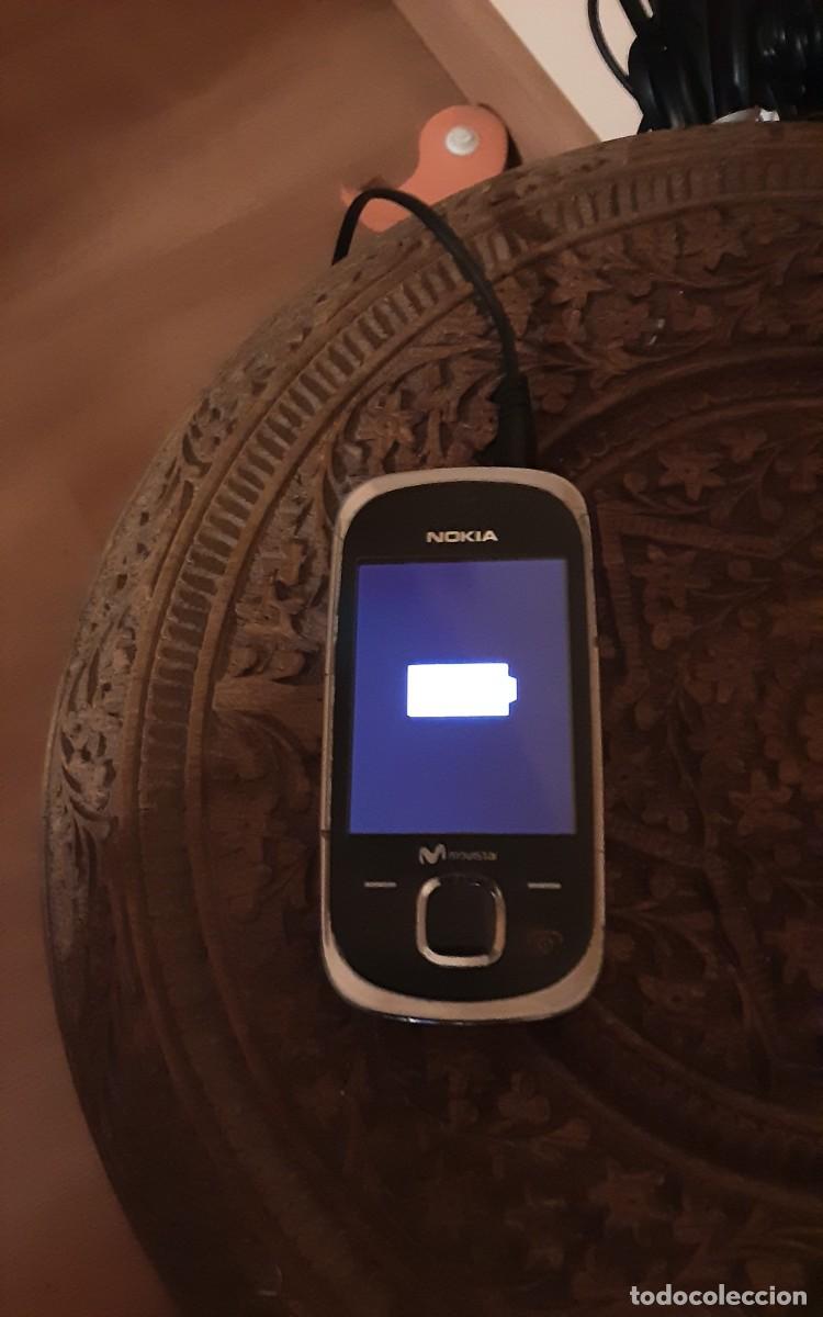 Tel&eacute;fonos: Telefono m&oacute;vil Nokia con cargador. Funcionando - Foto 2