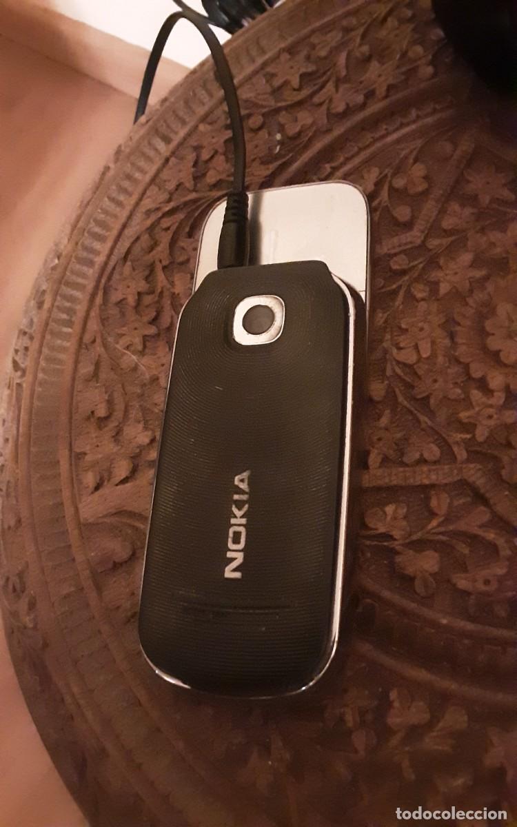 Tel&eacute;fonos: Telefono m&oacute;vil Nokia con cargador. Funcionando - Foto 4