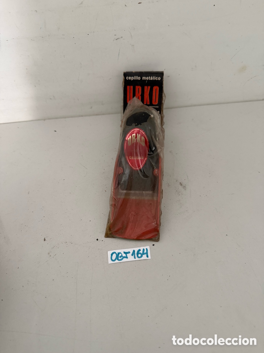 Antig&uuml;edades: cepillo met&aacute;lico de carpintero marca Urko. - Foto 2