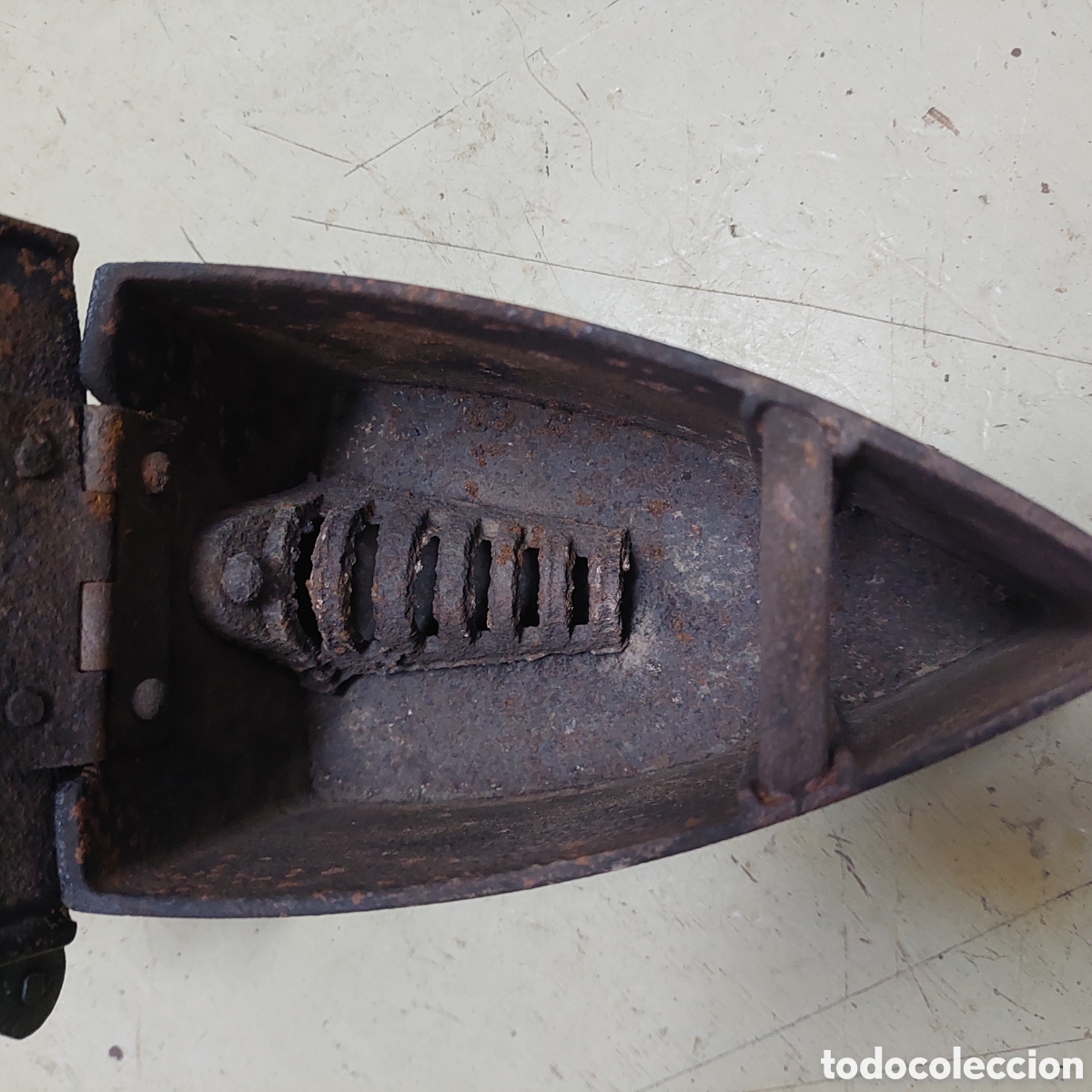 Antig&uuml;edades: Plancha carb&oacute;n hierro - Foto 13