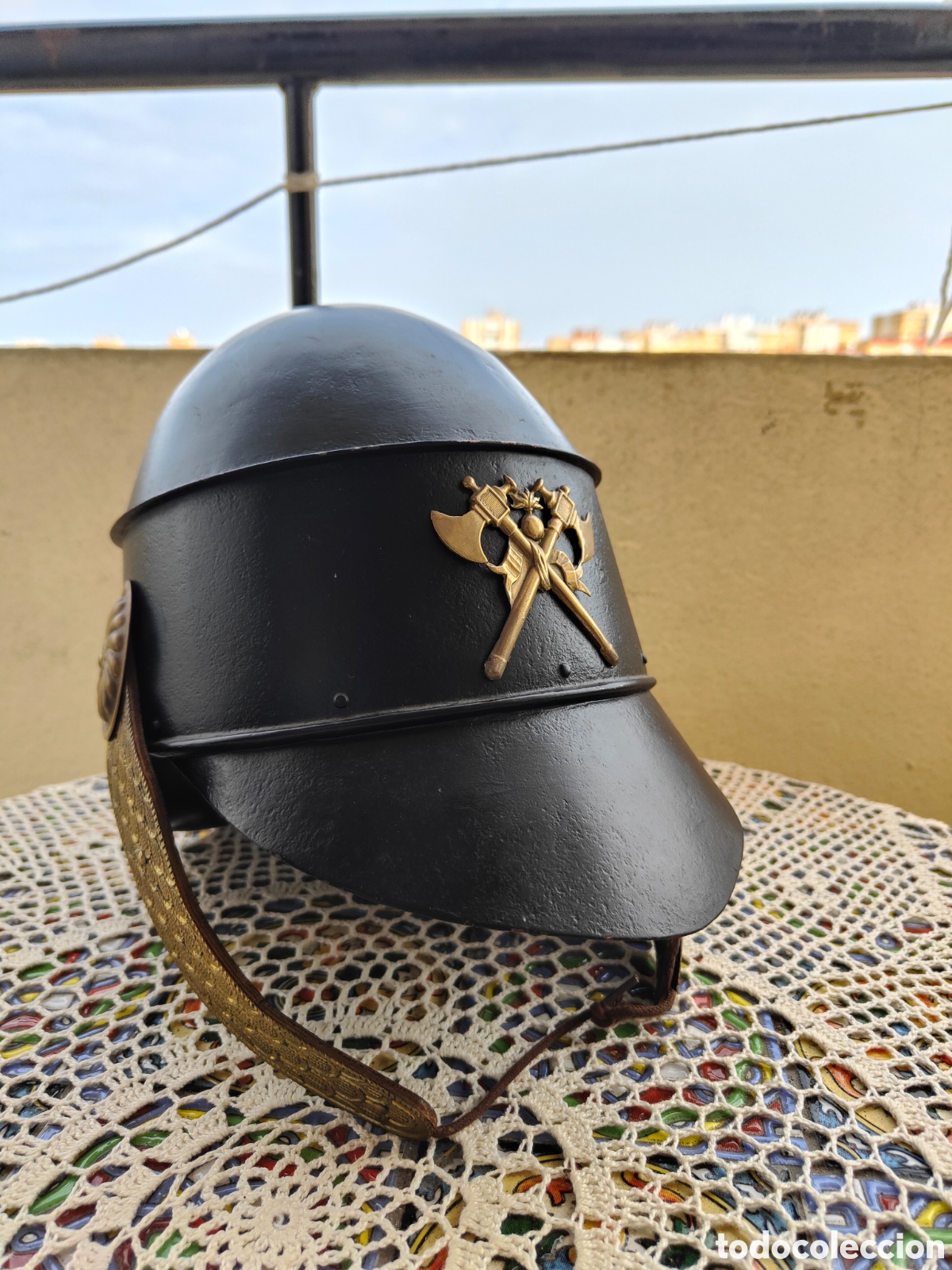 Antig&uuml;edades: ANTIGUO CASCO BOMBERO ALREDEDOR DE 1840 - Foto 1
