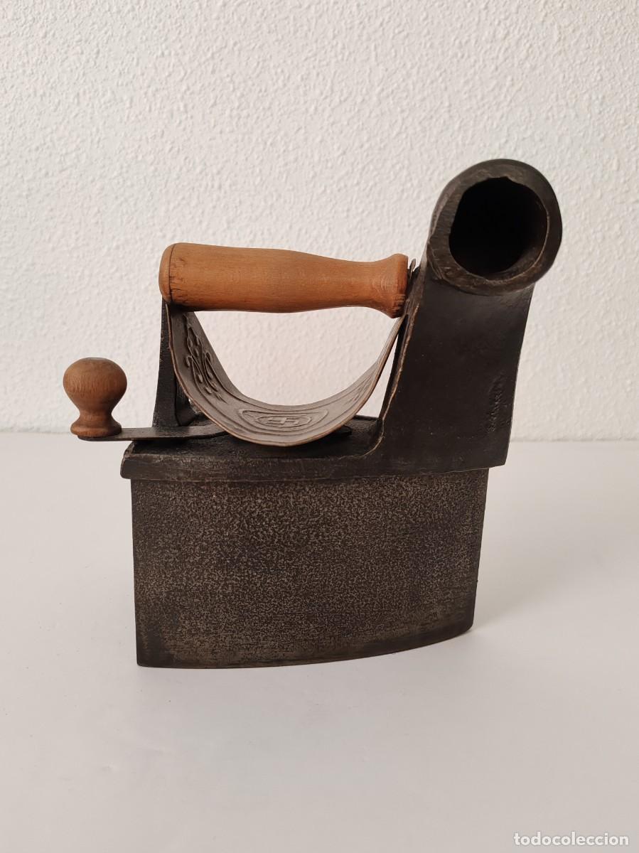 Antig&uuml;edades: PLANCHA DE CARB&Oacute;N DE CHIMENEA ELORRIO - Foto 1