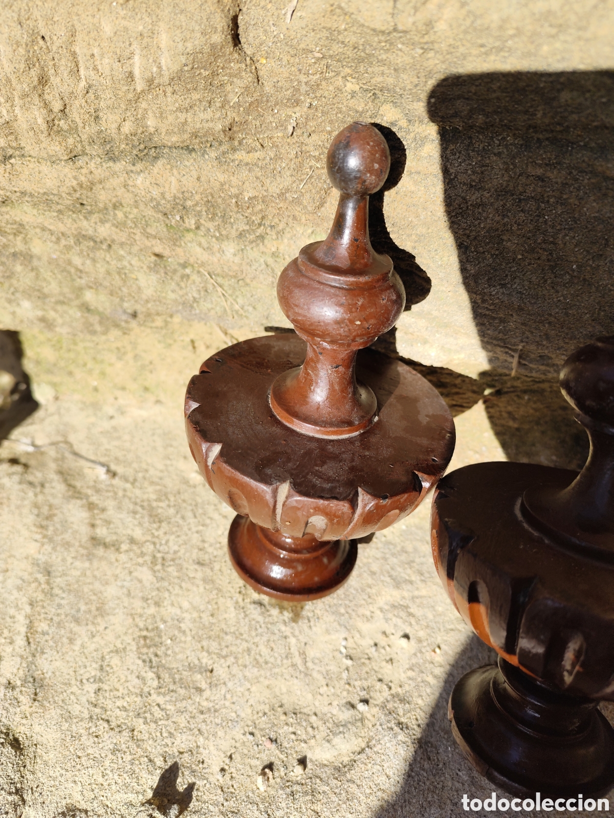 Antig&uuml;edades: Remates de madera antiguos - Foto 3