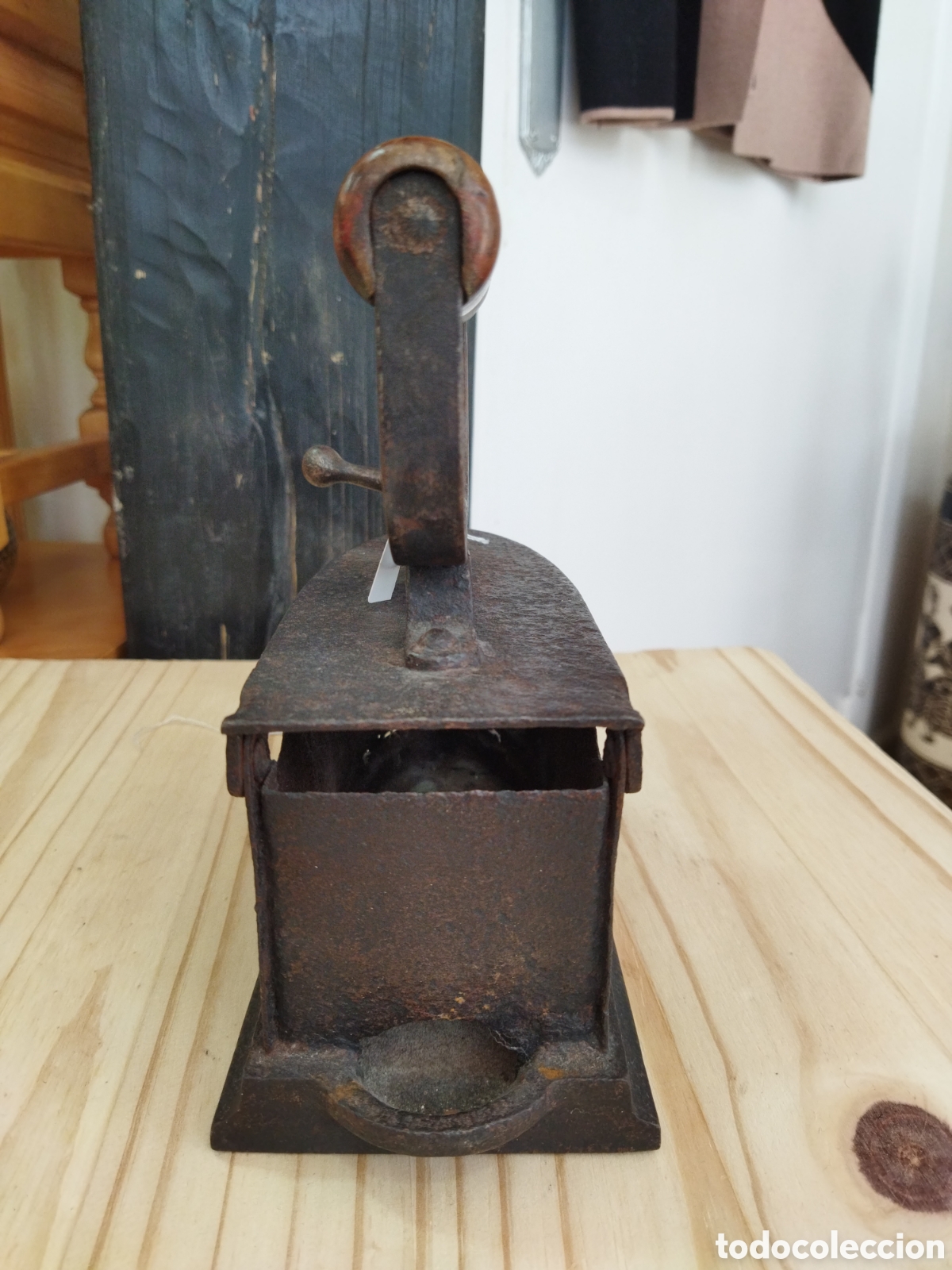 Antig&uuml;edades: Plancha antigua de carbono - Foto 4