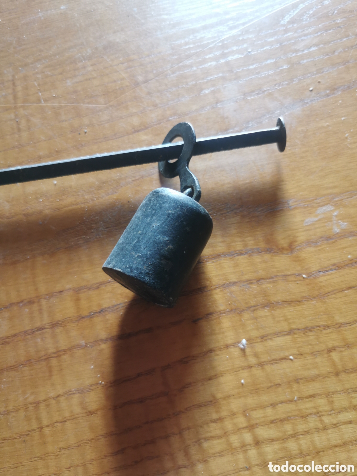Antig&uuml;edades: B&agrave;scula romana 1 kg. Buen estado - Foto 2
