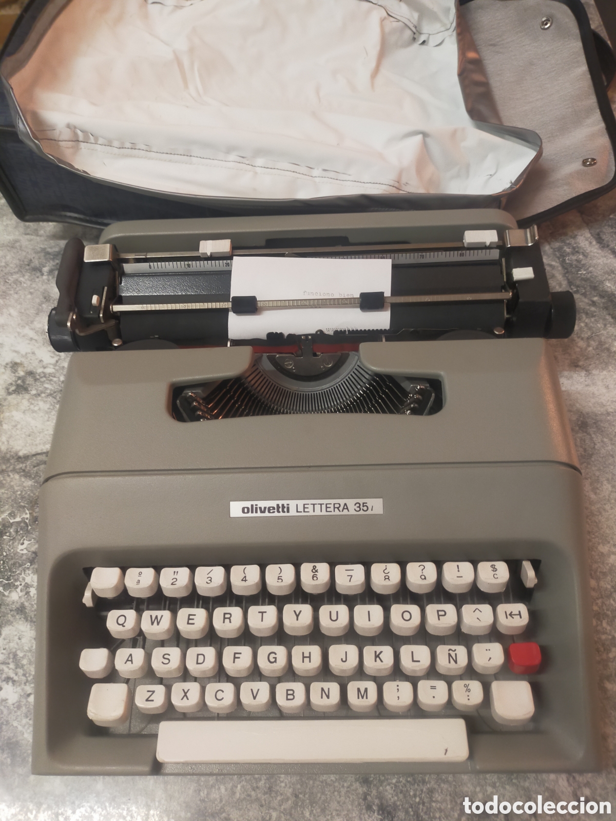 Antig&uuml;edades: Maquina de escribir Hispano olivetti lettera 35 - Foto 2