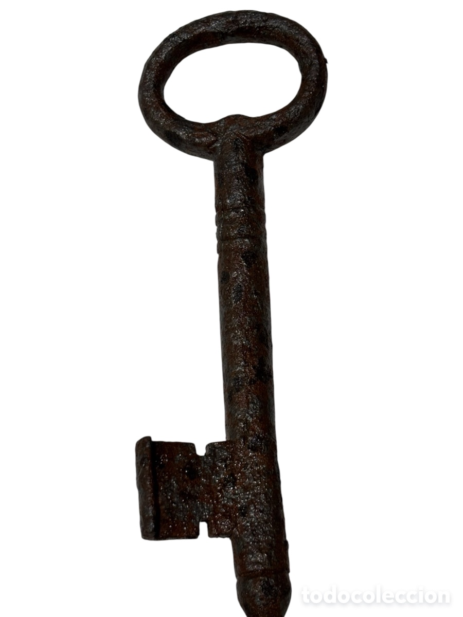 Antig&uuml;edades: Antigua llave de forja. - Foto 2