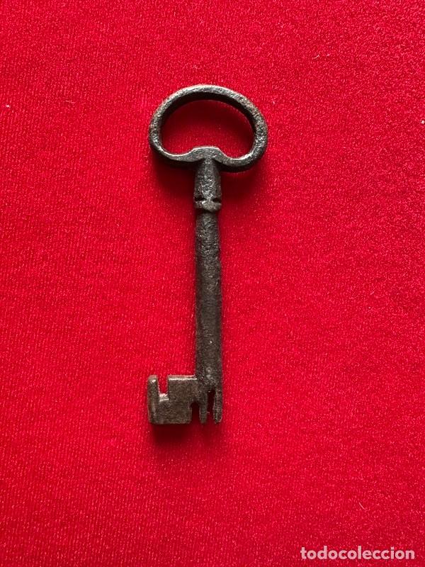 Antig&uuml;edades: LLAVE ANTIGUA Y RARA , HUECA - Foto 1
