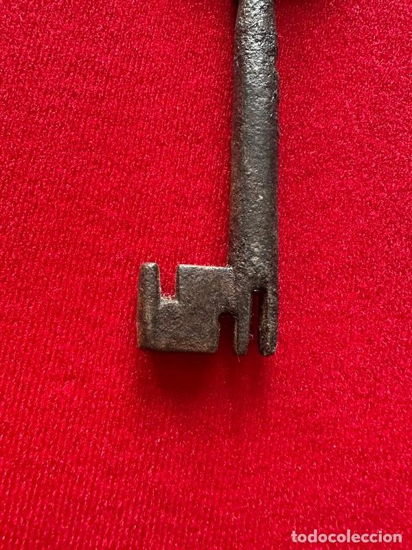 Antig&uuml;edades: LLAVE ANTIGUA Y RARA , HUECA - Foto 3