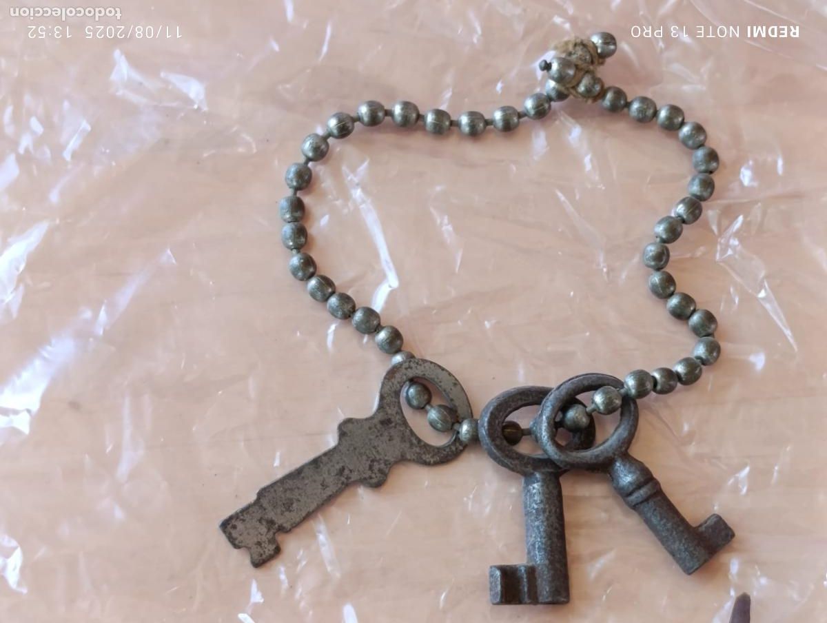 Antig&uuml;edades: Antiguas y originales llaves de forja. - Foto 3
