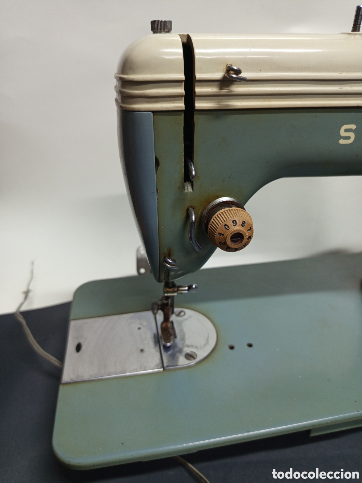 Antig&uuml;edades: Maquina de coser Sigma - Foto 2