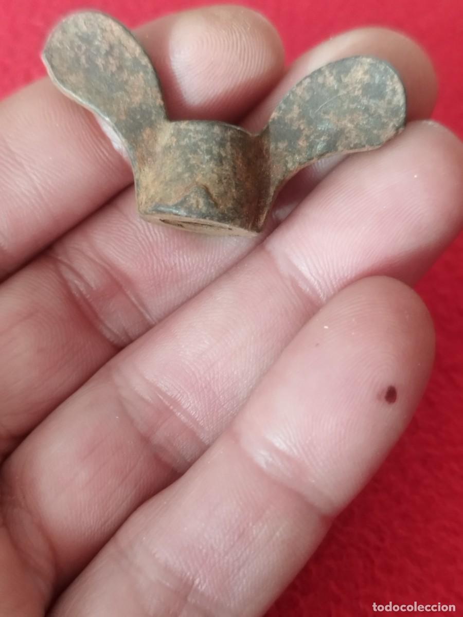 Antig&uuml;edades: Antigua tuerca de mariposa, palomilla. - Foto 1