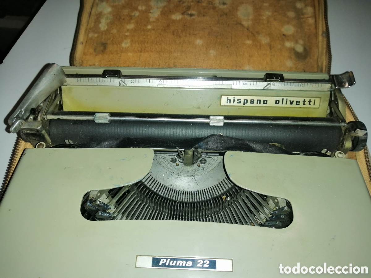 Antig&uuml;edades: M&aacute;quina de escribir oliveti - Foto 3