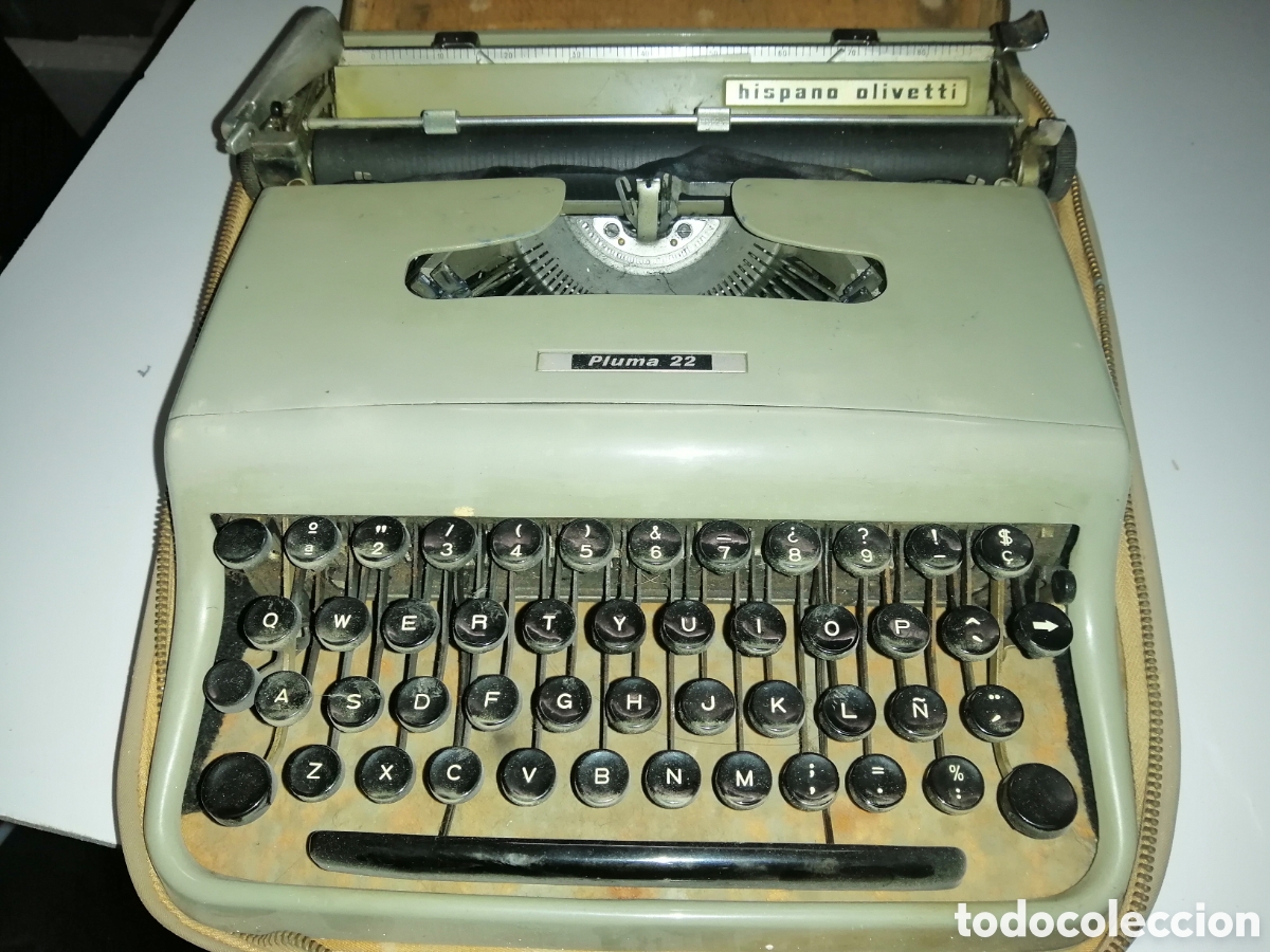 Antig&uuml;edades: M&aacute;quina de escribir oliveti - Foto 1