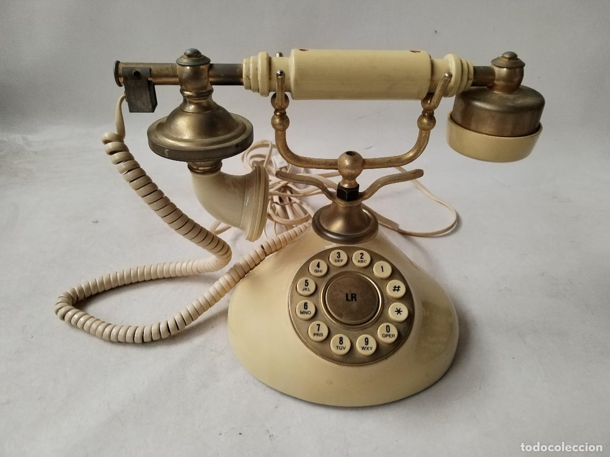 Tel&eacute;fonos: telefono sobremesa de baquelita - Foto 1