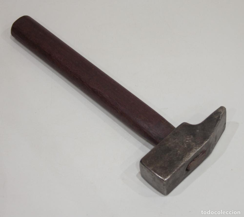 Antig&uuml;edades: ANTIGUO MARTILLO PARA RIBETEAR. - Foto 1